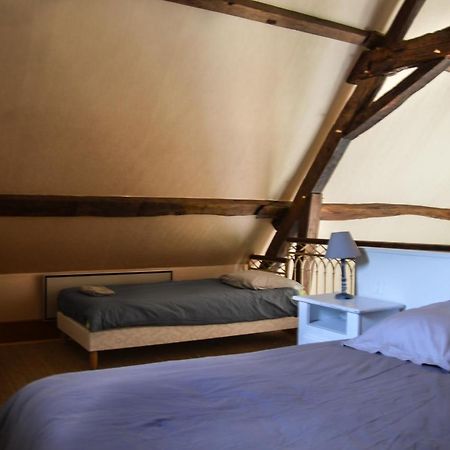 Bed and Breakfast Chambre D'Hote De Charme Dans Maison Independante Preaux  Екстер'єр фото