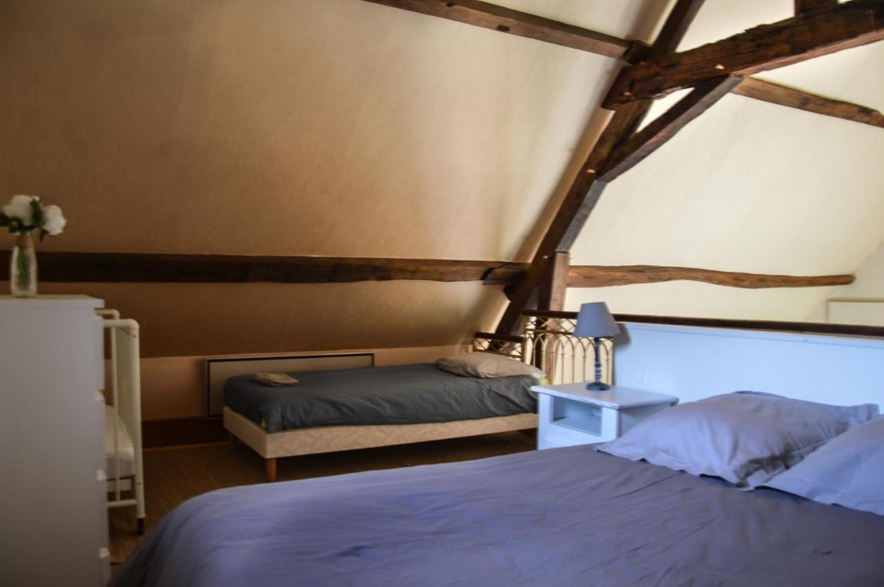 Bed and Breakfast Chambre D'Hote De Charme Dans Maison Independante Preaux  Екстер'єр фото