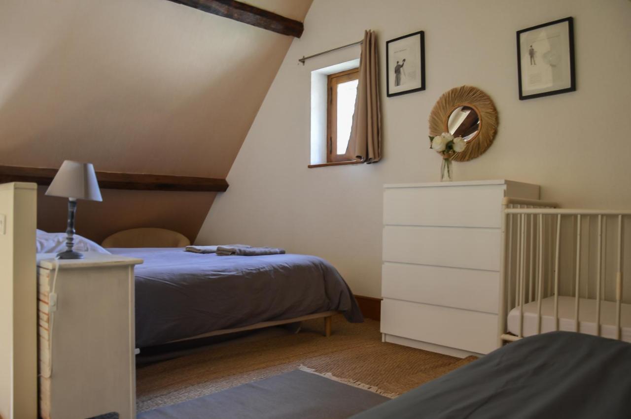 Bed and Breakfast Chambre D'Hote De Charme Dans Maison Independante Preaux  Екстер'єр фото